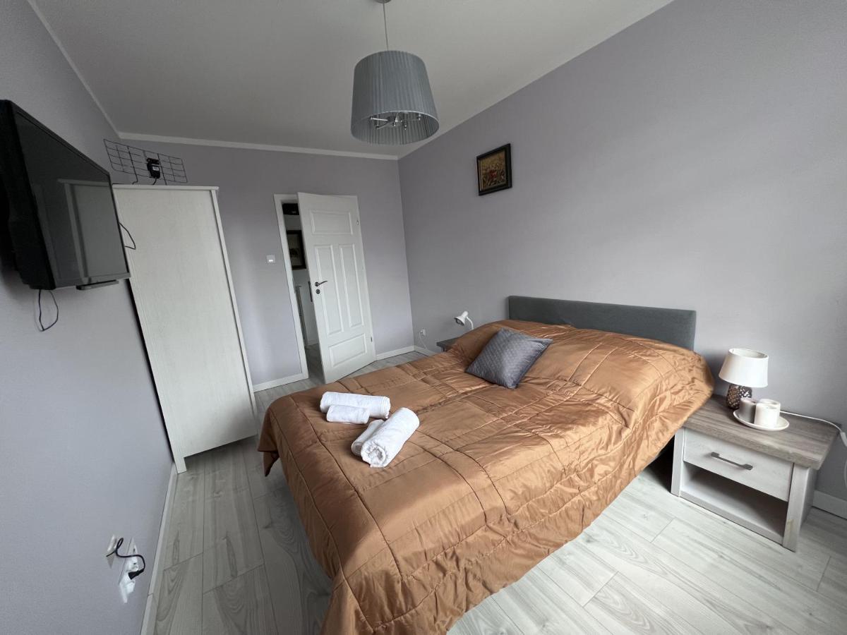 Apartament Z Tarasem Na Osiedlu Rakownica Jelenia Góra Exterior foto